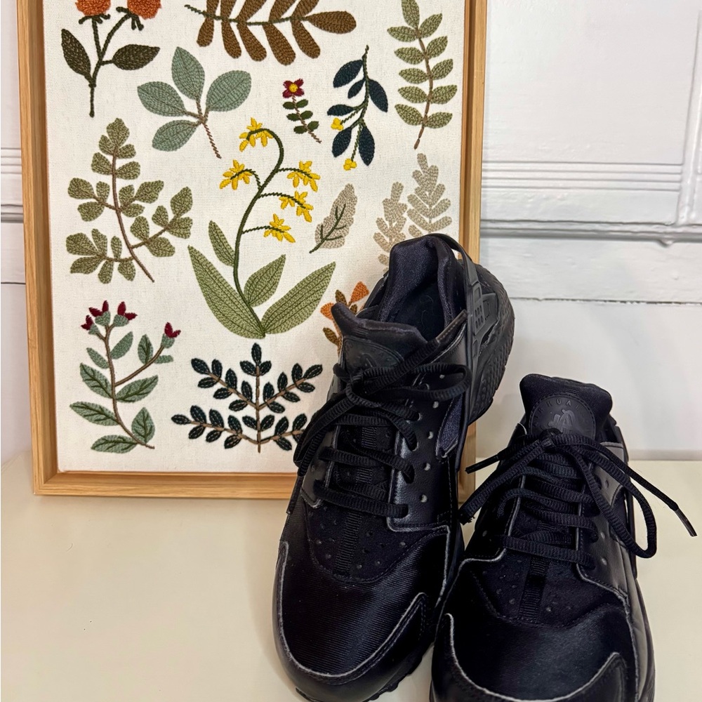 Nike Air Huarache Black - Picture 3 of 5
